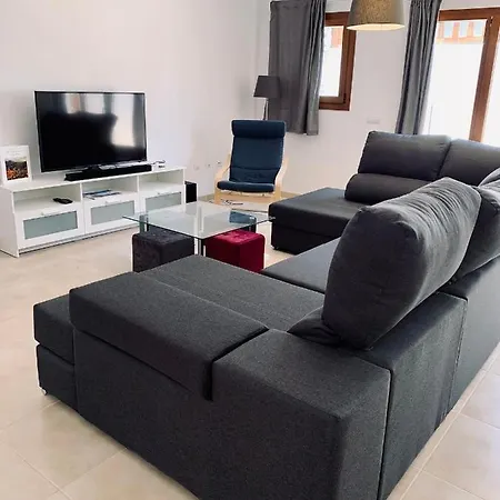 Villa 64, Vista Lobos, Private Heated Pool X Jacuzzi, Playa Blanca (Lanzarote)