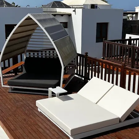 64, Vista Lobos, Private Heated Pool X Jacuzzi, Villa Playa Blanca (Lanzarote)