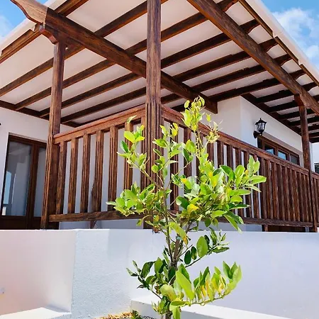 Βίλα 64, Vista Lobos, Private Heated Pool X Jacuzzi,
