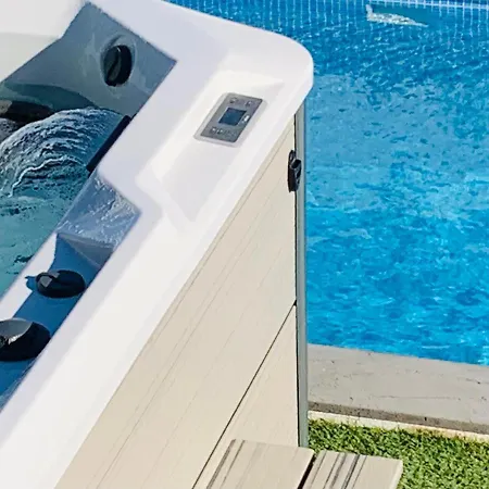 64, Vista Lobos, Private Heated Pool X Jacuzzi, וילה *