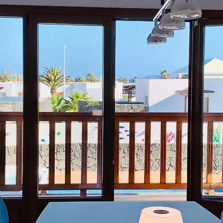 Villa 64, Vista Lobos, Private Heated Salt Pool X Hot Tub, Playa Blanca