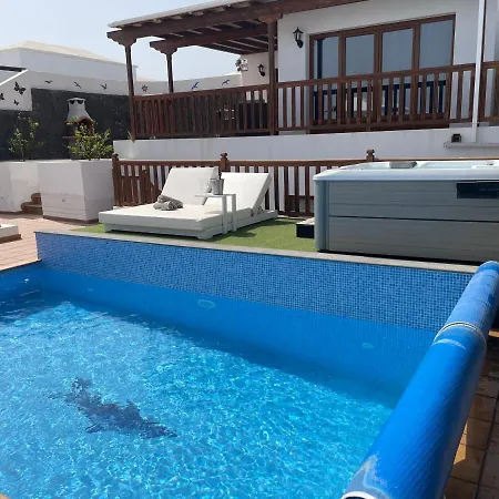 Villa 64, Vista Lobos, Private Heated Salt Pool X Hot Tub, Playa Blanca