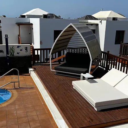 64, Vista Lobos, Private Heated Salt Pool X Hot Tub, Playa Blanca