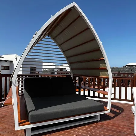 64, Vista Lobos, Private Heated Salt Pool X Hot Tub, Playa Blanca