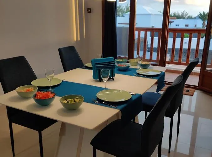 64, Vista Lobos, Private Heated Pool X Jacuzzi, Вилла